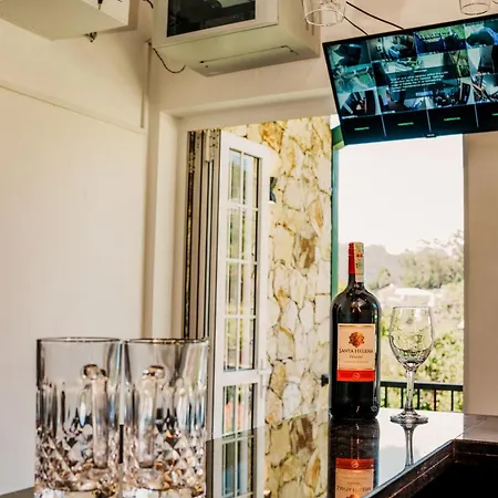 Kensington Place Apartment
