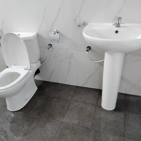 New White Heven Hotel *