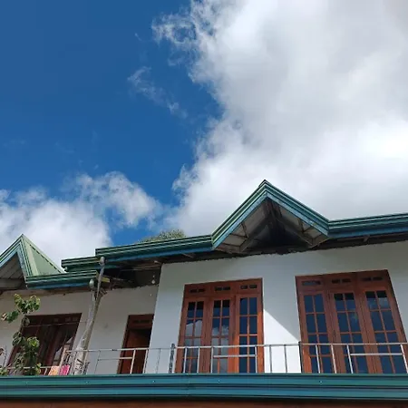 Green Villa Inn *