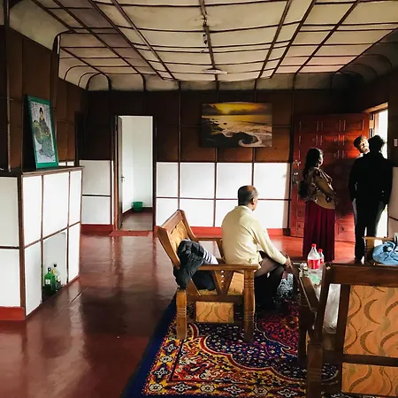 Hilltop Bungalow Nuwara-eliya *