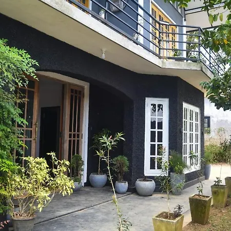 Heart Of The Hill Homestay