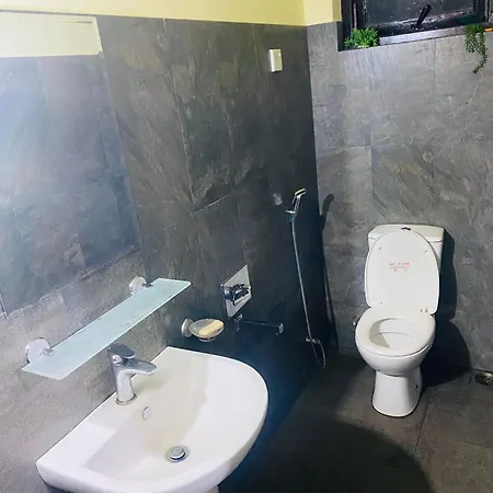 Homestay Crown Nuwara Eliya