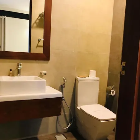 Hotel Bulwark *