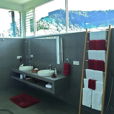 Singha Sanasa Luxury Homestay *