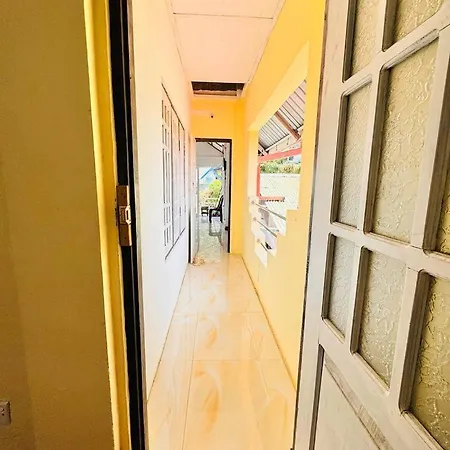 Guest house Shalika Homes