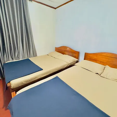 Safara Homestay *