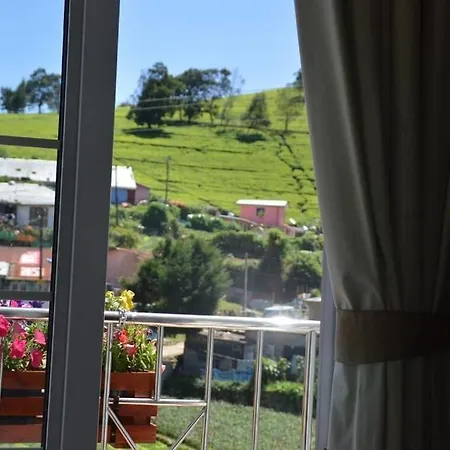 Royal Pearl Hills Hotel Nuwara Eliya