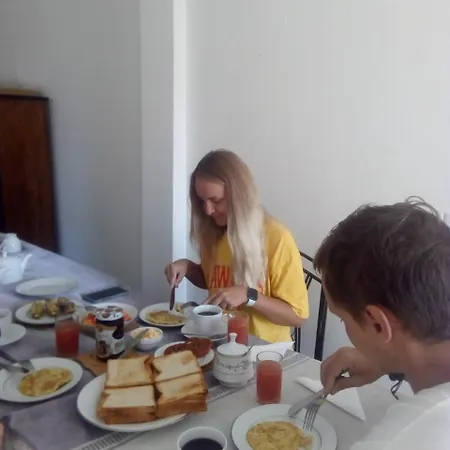 Frosty Heaven Guest House 4*