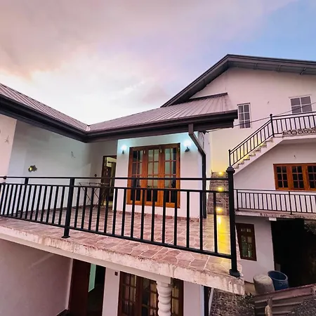 Hilltop * Nuwara Eliya