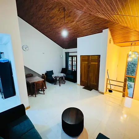 Homestay Hilltop Nuwara Eliya
