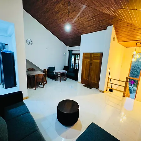 Homestay Hilltop Nuwara Eliya