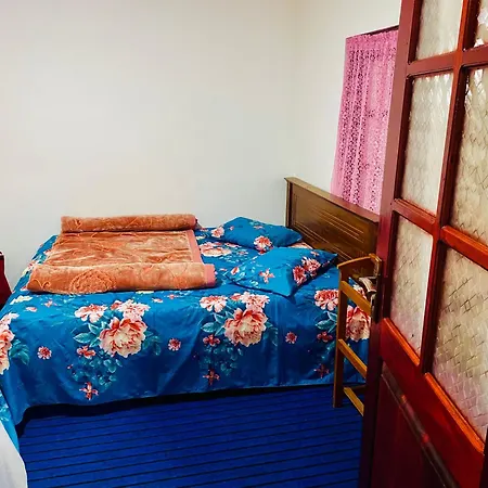 Guest house Chaminda Homes *