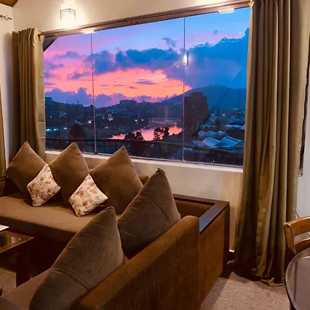 Heaven View Residencies Apartment *