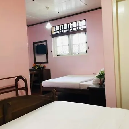 Mount Mary Inn 3*