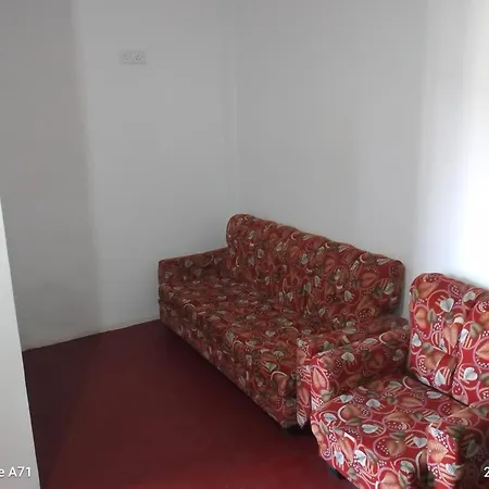 Guest house Lucky *
