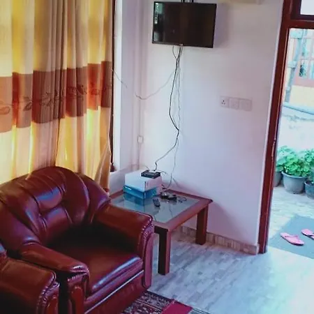 Guest house Lucky *