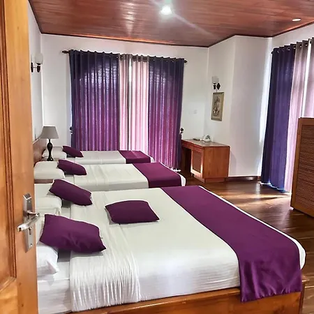 Guest house Sky Heaven Nuwaraeliya 3*