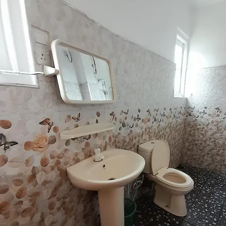 Crown Plaza Guest house *