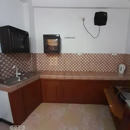 Guest house Crown Plaza *