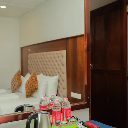 Hotel Silver Falls - Nuwara Eliya