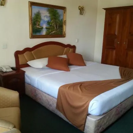Alpine Hotel