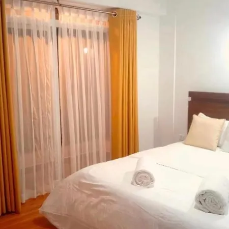 Nuwaraeliya Penthouse With Pool & Panaromic Views Apartment
