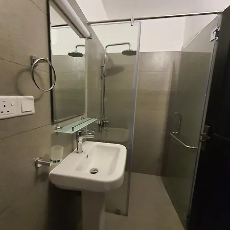 Mount View Two Bed Apartment *