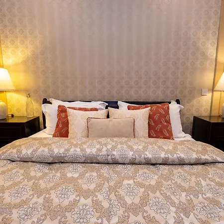 Villa Hill Rise Luxury & Stables By Edwards Collection - *
