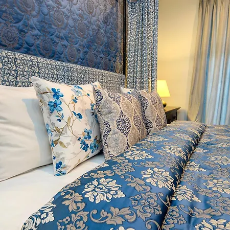 Hill Rise Luxury & Stables By Edwards Collection - *
