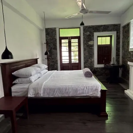 Villa Hideaway Luxury Boutique *