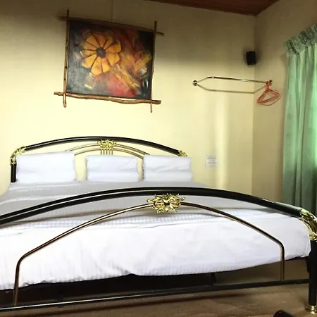 Grymsby Bed & Breakfast *