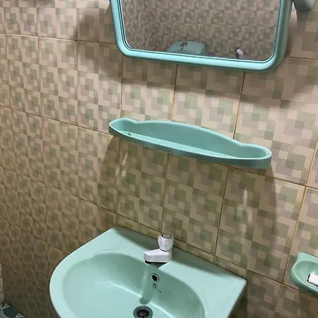 New Happy Guest house *