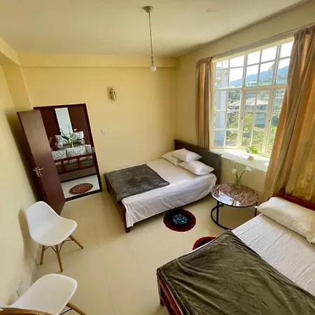 Cozy Clouds Hotel