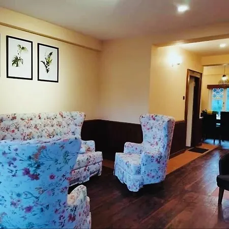 Portswood Luxury Bungalow Nuwaraeliya Nuwara Eliya