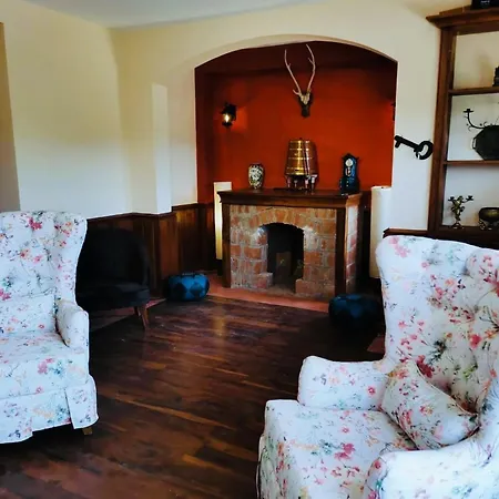 Portswood Luxury Bungalow Nuwaraeliya Villa *