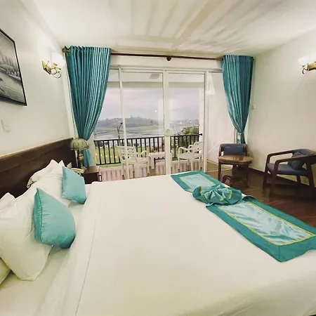 Royal Hotel Nuwara Eliya