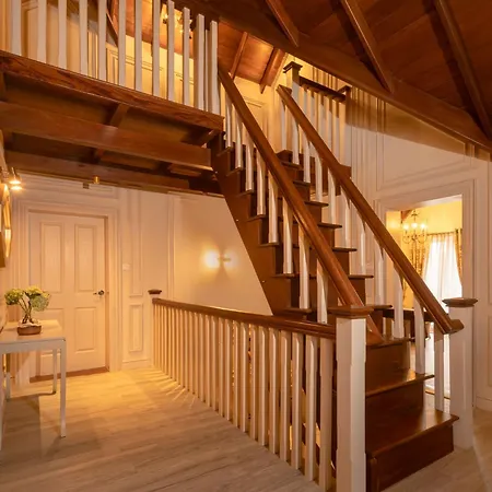 Lyndale Bed & Breakfast