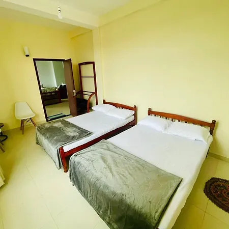Cozy Clouds Guest house Nuwara Eliya