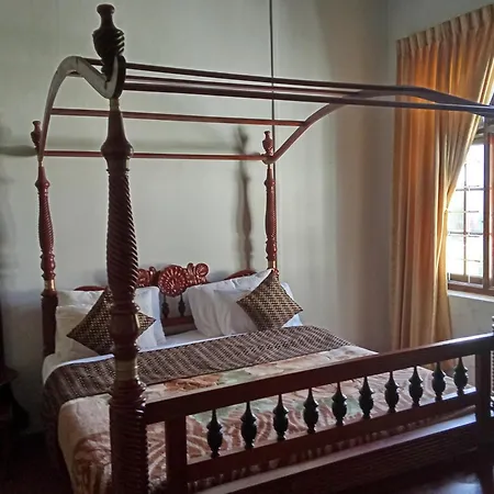 Guest house Chelthnam Holiday Bungalow Nuwara Eliya