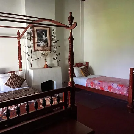 Chelthnam Holiday Bungalow * Nuwara Eliya