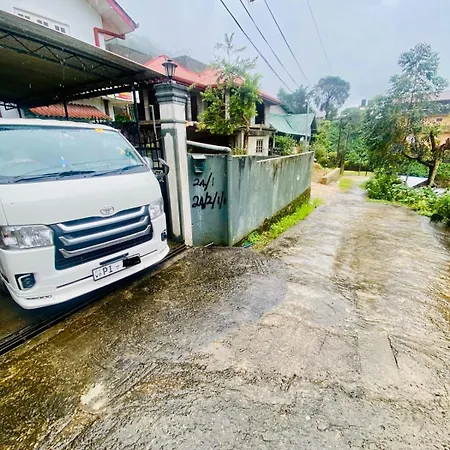 Moose Tracks Holiday Holiday home Nuwara Eliya