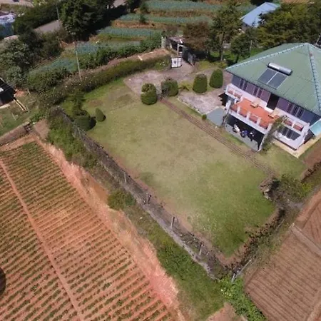 Bed & Breakfast Hi Serene Lanka