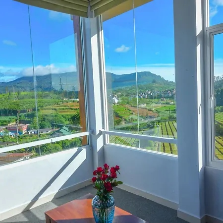 La Sky Hotel Nuwara Eliya