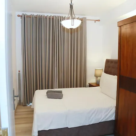 Ajymth Luxury - Lakeview Residencies - F24 Apartment *