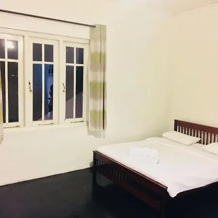 Nuwara Eliya Holiday Bungalow