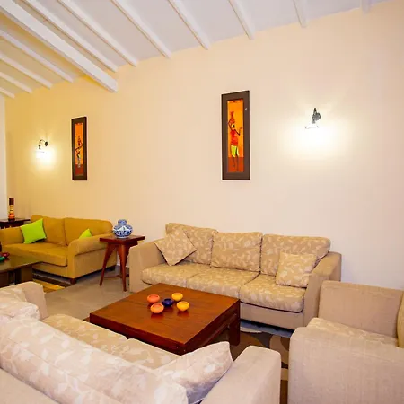 Hillneliya Hotel 3*