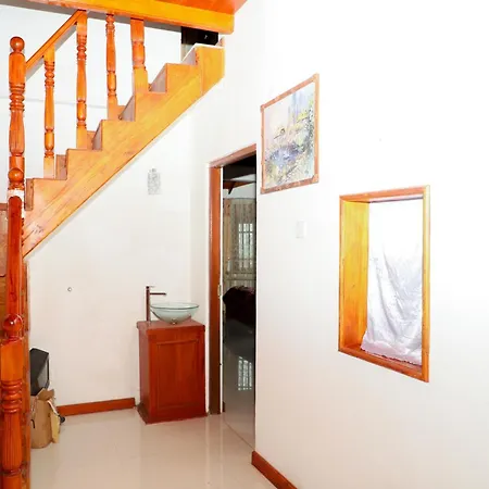 Bed & Breakfast Oviya Guest