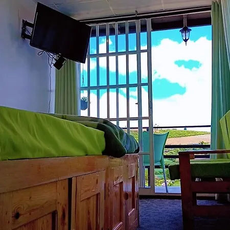 Cozy Hotel *