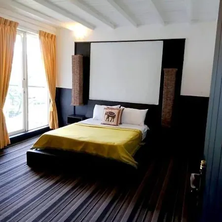 Nuwaraeliya H2o Lakeside Guest house Nuwara Eliya