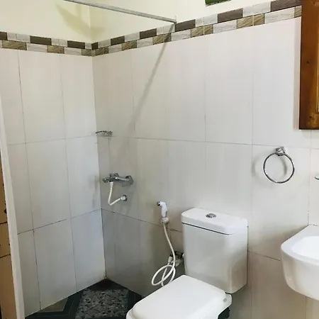 Red Wood Guest house 3*